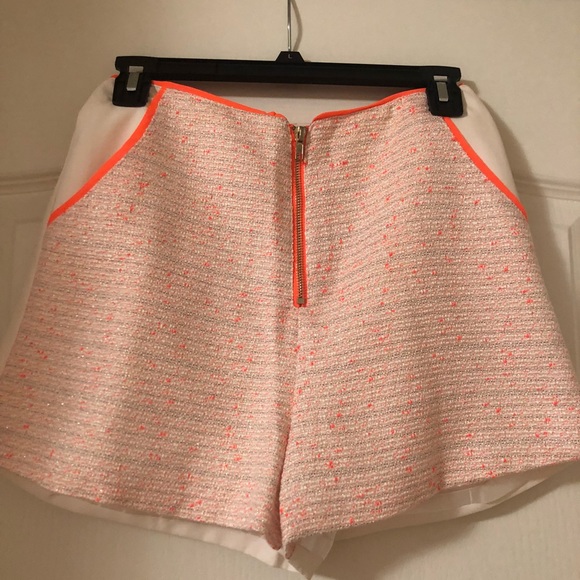 White dressy shorts - Picture 3 of 5